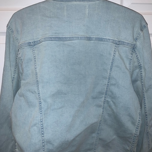Jean Jacket! - Picture 4 of 4